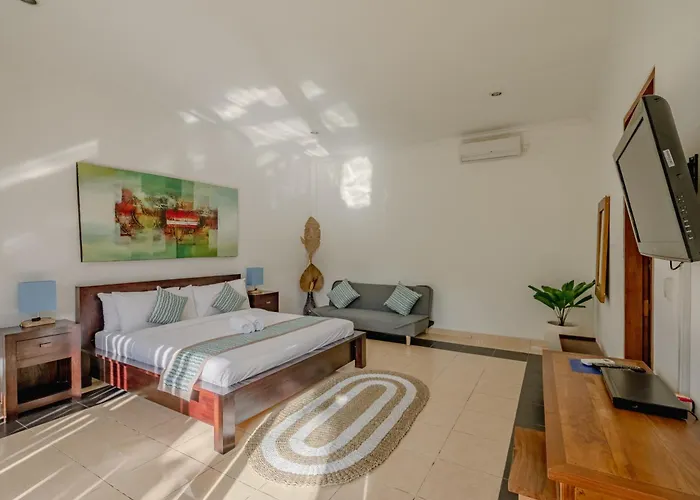 Alleira - 5 Bedroom In Centre Location Of * Seminyak