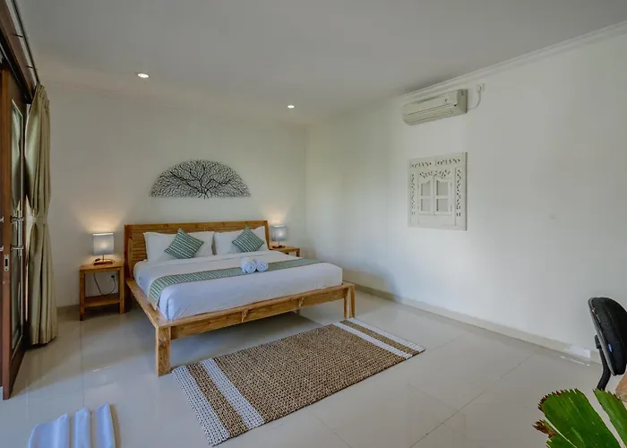 Alleira - 5 Bedroom In Centre Location Of Villa Seminyak
