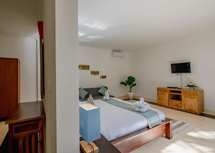 Villa Alleira - 5 Bedroom In Centre Location Of Seminyak