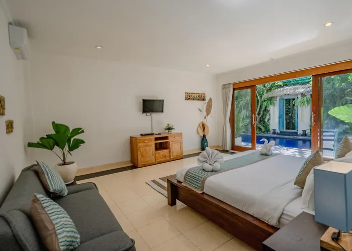 Villa Alleira - 5 Bedroom In Centre Location Of