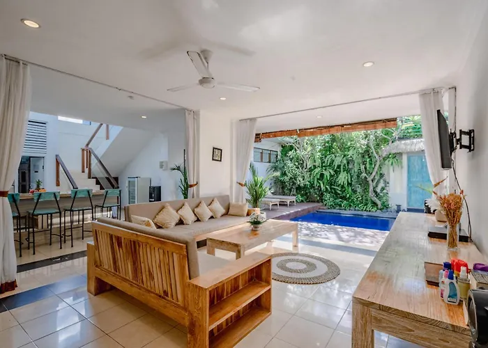 Villa Alleira - 5 Bedroom In Centre Location Of Seminyak