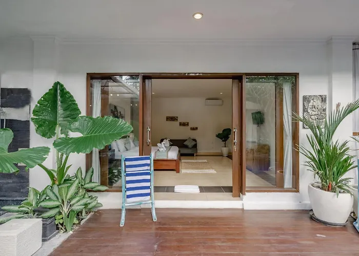 Alleira - 5 Bedroom In Centre Location Of