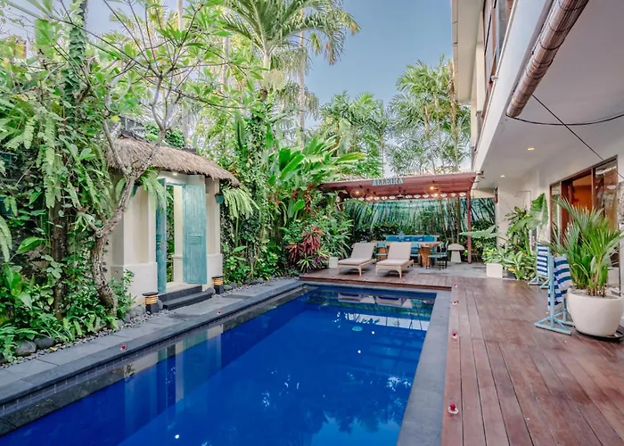 Villa Alleira - 5 Bedroom In Centre Location Of Seminyak